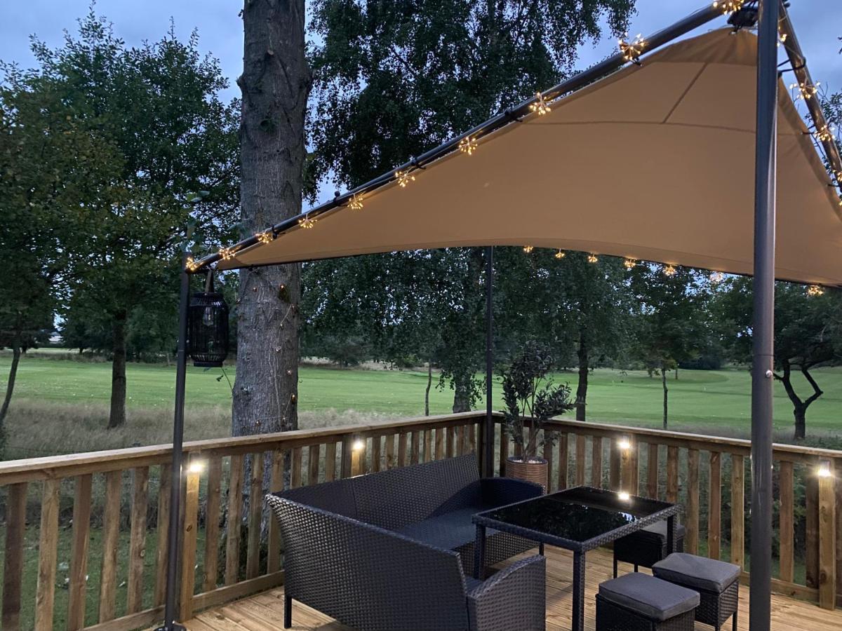 Teviotdale Lodge At Lilliardsedge Holiday Park Jedburgh Bagian luar foto