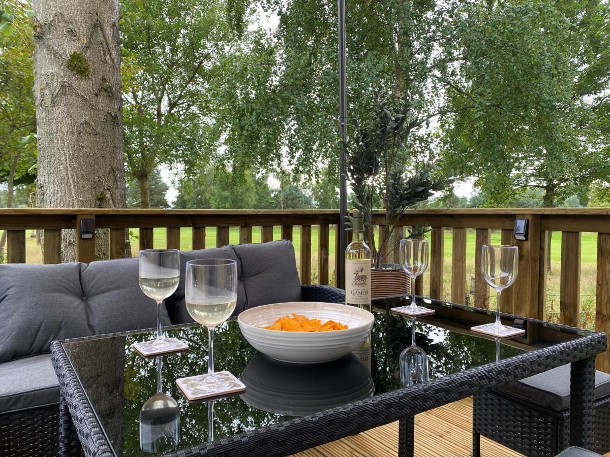 Teviotdale Lodge At Lilliardsedge Holiday Park Jedburgh Bagian luar foto