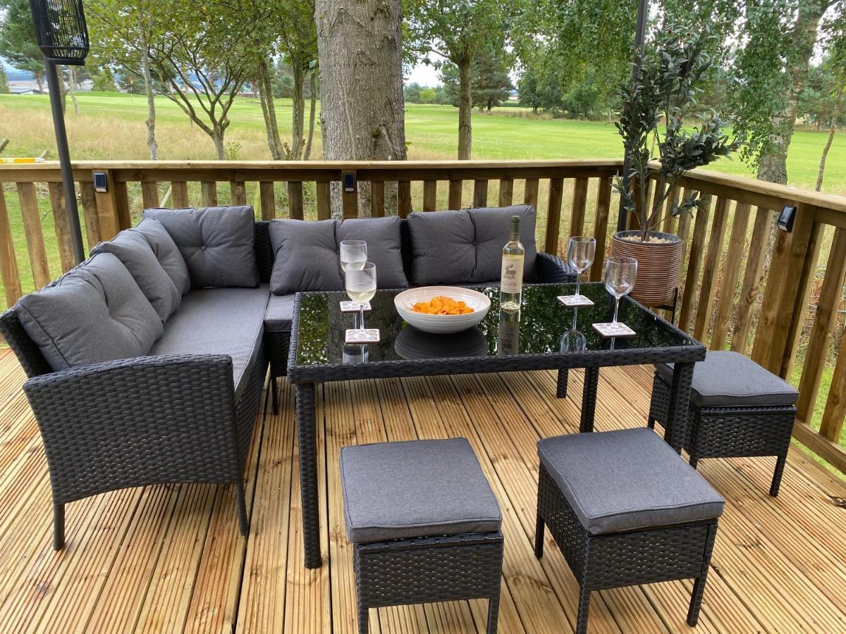 Teviotdale Lodge At Lilliardsedge Holiday Park Jedburgh Bagian luar foto